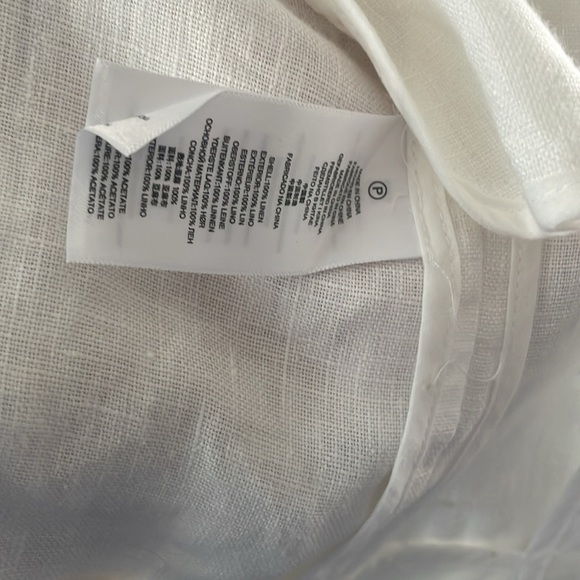 Michael Kors White linen Blazer with Classic Lapel and Textured Fabric - Picture 5 of 6